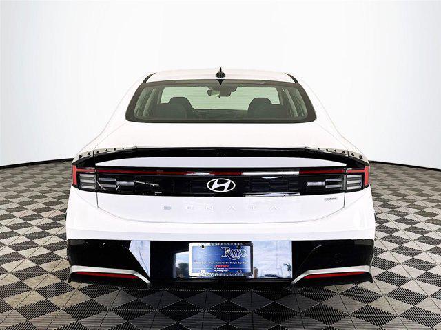 new 2025 Hyundai Sonata Hybrid car, priced at $30,771