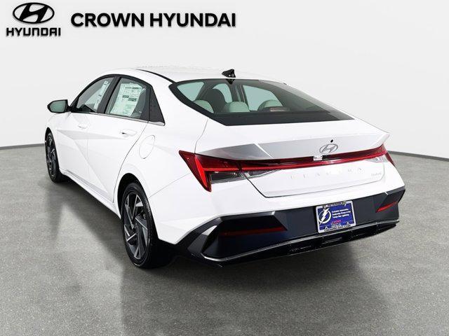 new 2025 Hyundai Elantra car, priced at $26,818