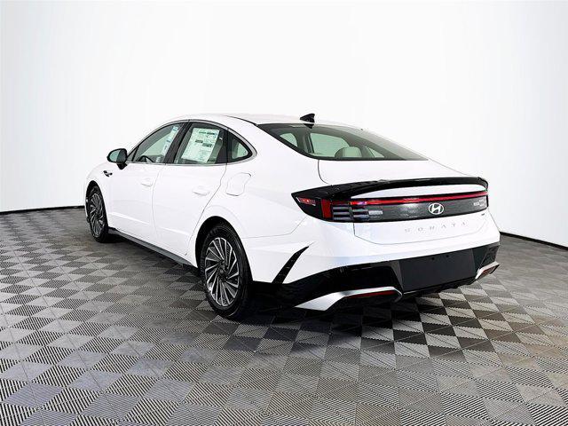 new 2025 Hyundai Sonata Hybrid car, priced at $30,645