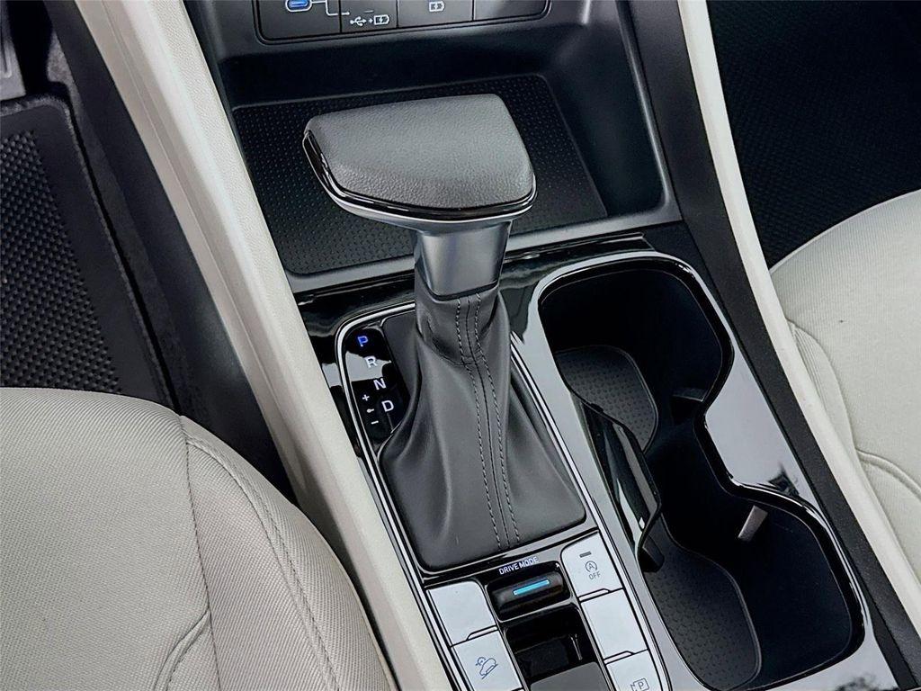 new 2026 Hyundai Tucson car, priced at $33,043