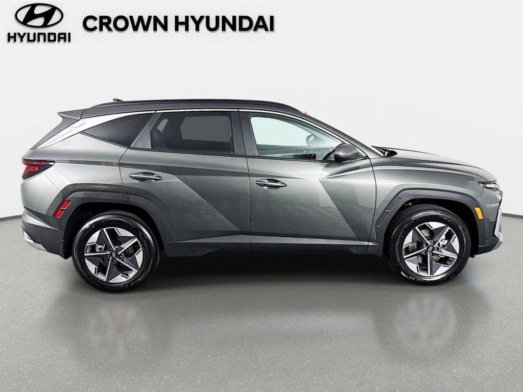 new 2026 Hyundai TUCSON Hybrid car, priced at $39,781