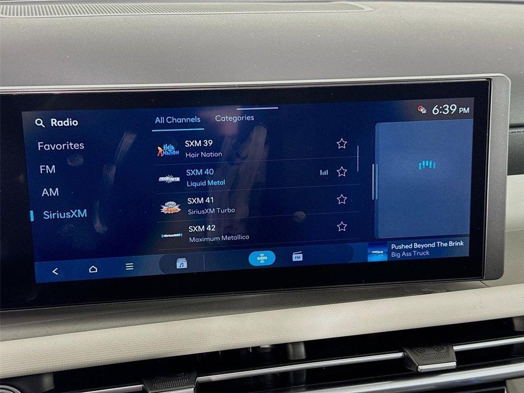 new 2026 Hyundai TUCSON Hybrid car, priced at $39,781