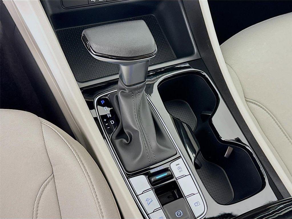 new 2026 Hyundai Tucson car, priced at $33,243