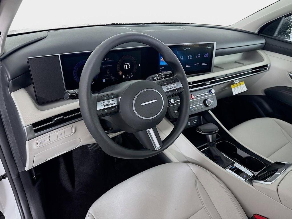 new 2026 Hyundai Tucson car, priced at $33,243