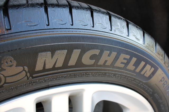 used 2021 GMC Acadia car, priced at $29,990