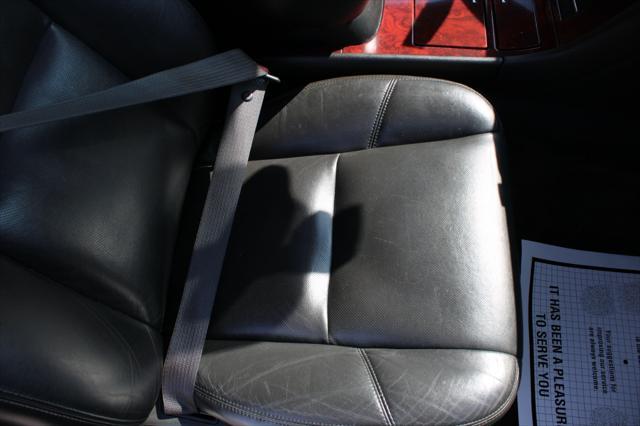 used 2010 Cadillac Escalade ESV car, priced at $12,790