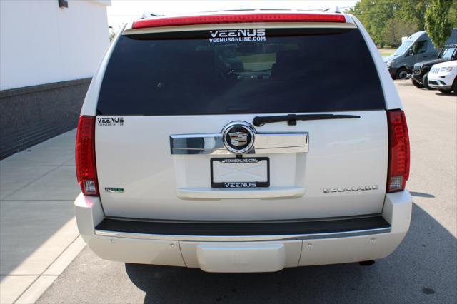 used 2010 Cadillac Escalade ESV car, priced at $12,790