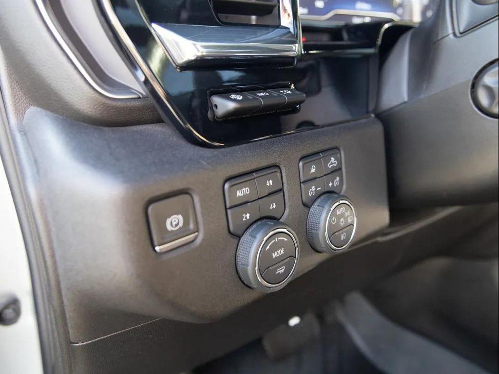 used 2024 Chevrolet Silverado 1500 car, priced at $55,495