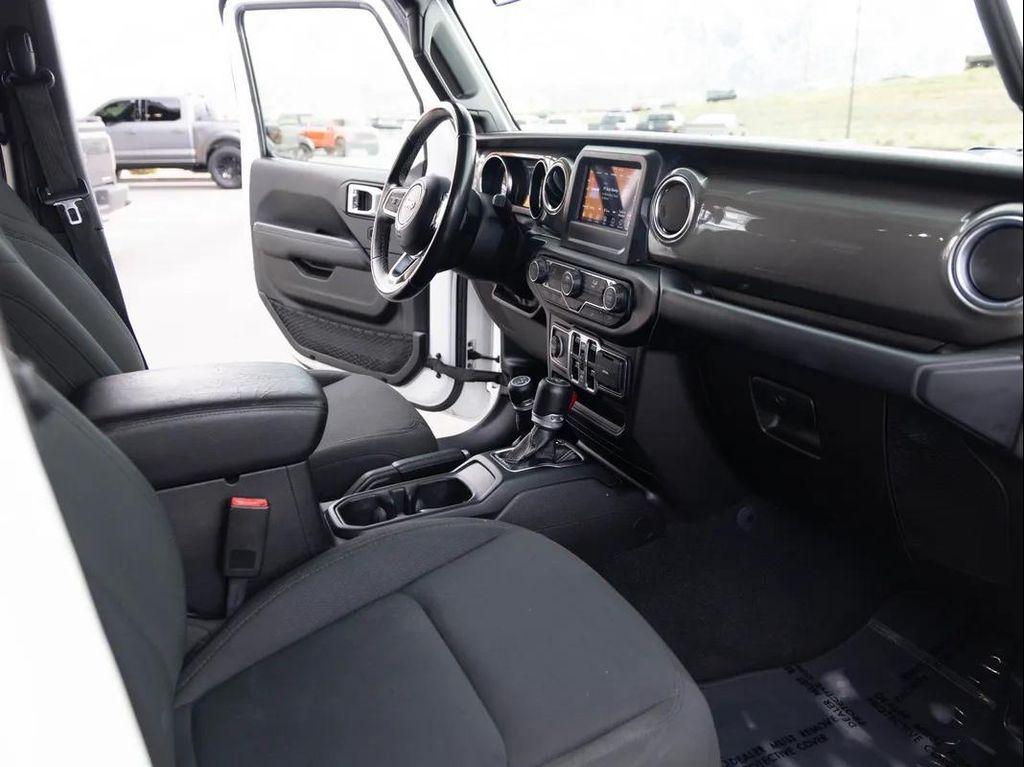 used 2019 Jeep Wrangler Unlimited car, priced at $27,593