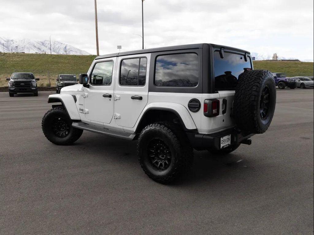 used 2019 Jeep Wrangler Unlimited car, priced at $27,593