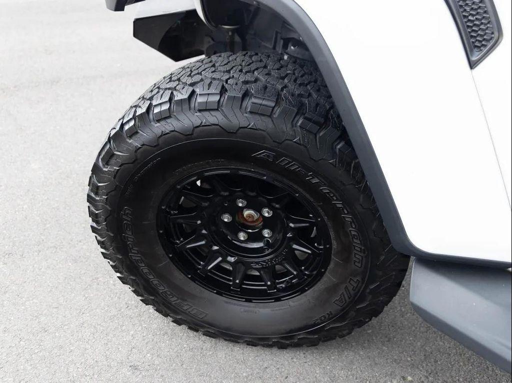 used 2019 Jeep Wrangler Unlimited car, priced at $27,593