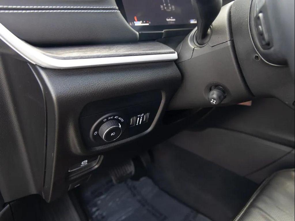 used 2024 Jeep Grand Cherokee L car, priced at $34,593