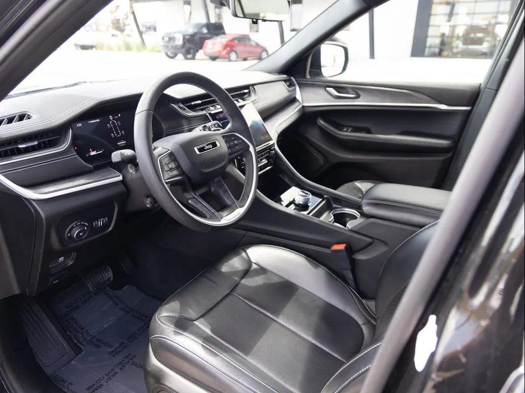 used 2024 Jeep Grand Cherokee L car, priced at $34,593