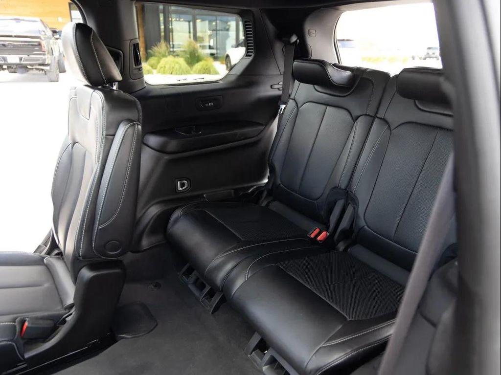 used 2024 Jeep Grand Cherokee L car, priced at $34,593