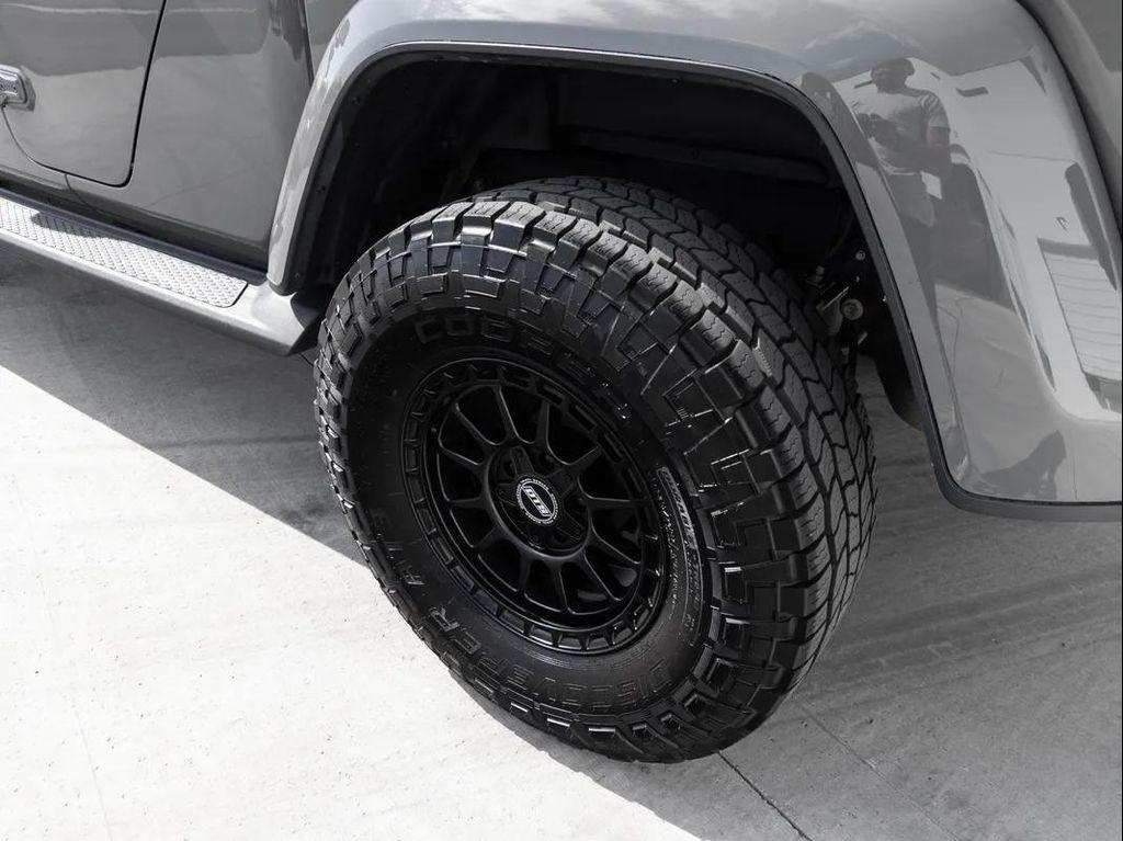 used 2022 Jeep Gladiator car, priced at $34,593