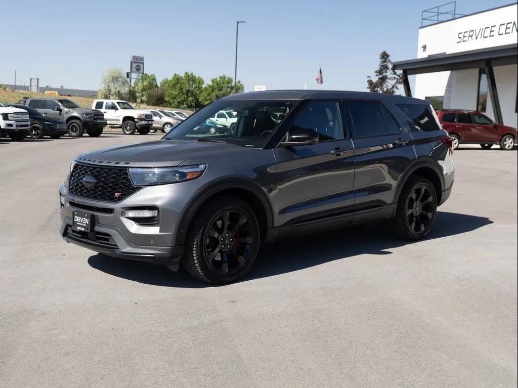 used 2022 Ford Explorer car, priced at $37,593