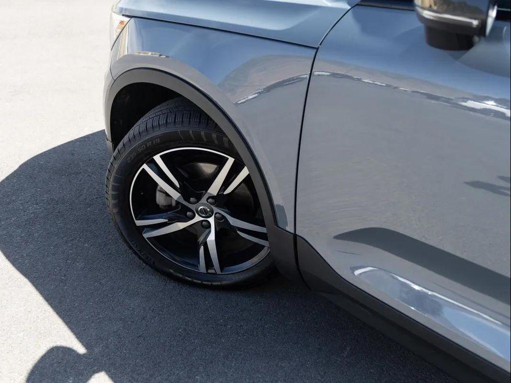 used 2022 Volvo XC40 car, priced at $28,675