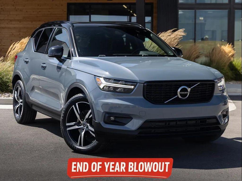 used 2022 Volvo XC40 car, priced at $28,675