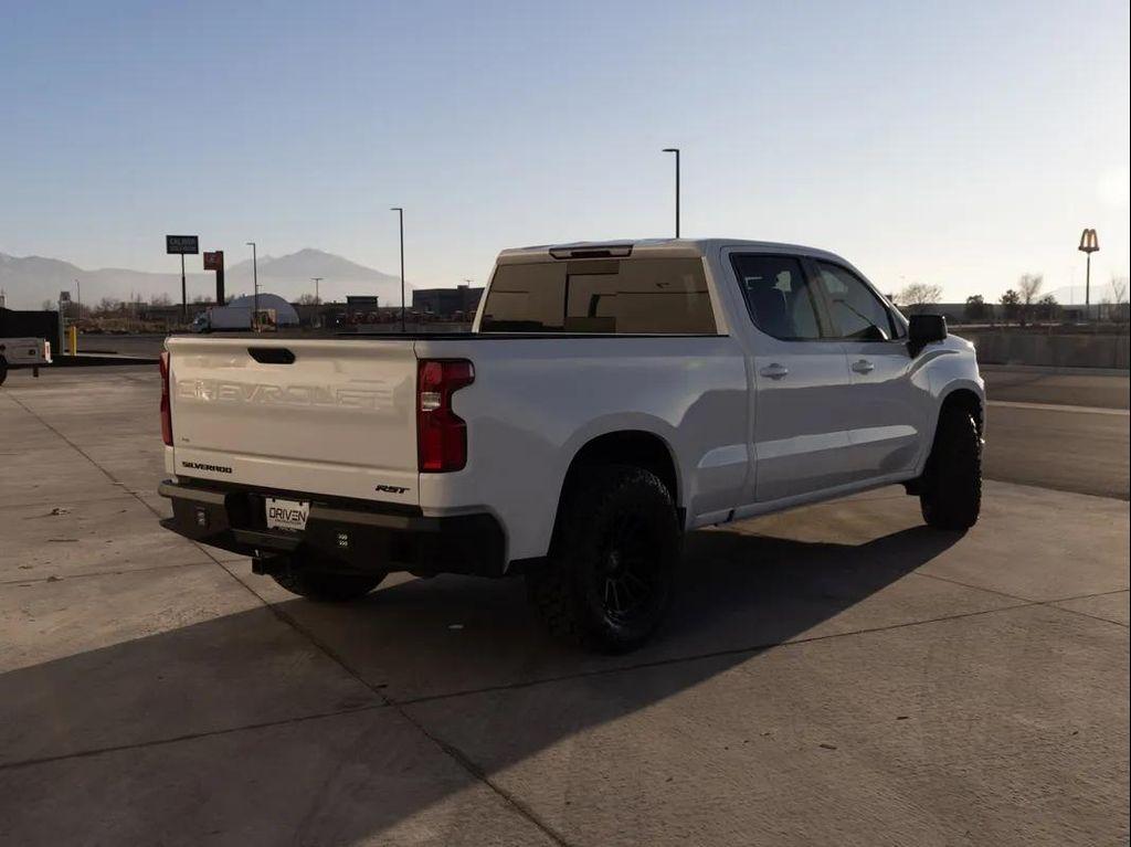 used 2022 Chevrolet Silverado 1500 car, priced at $43,995