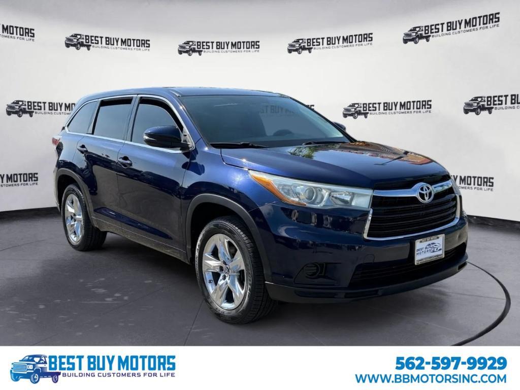 used 2015 Toyota Highlander car, priced at $13,897