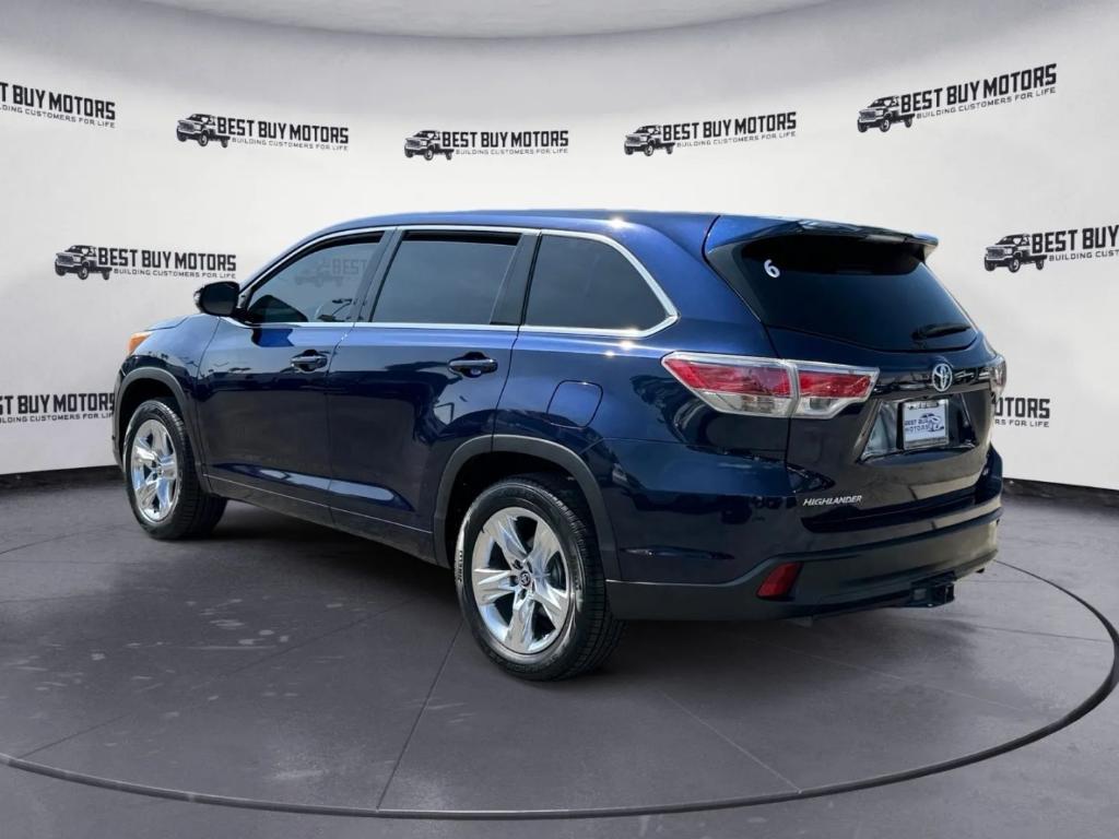 used 2015 Toyota Highlander car, priced at $13,897