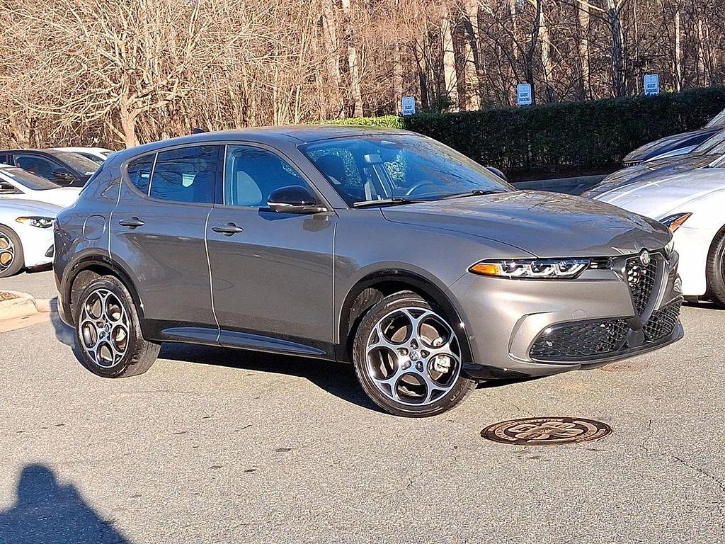 new 2025 Alfa Romeo Tonale car, priced at $36,499