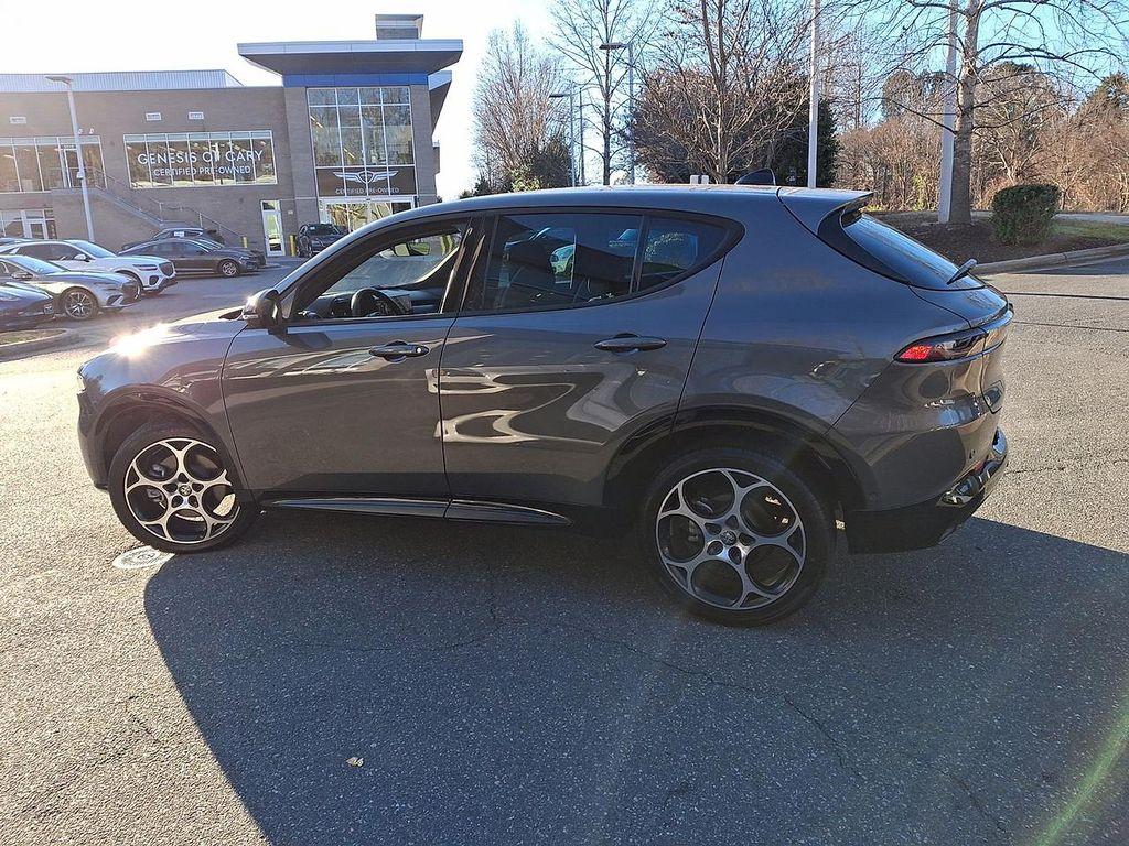 new 2025 Alfa Romeo Tonale car, priced at $36,499