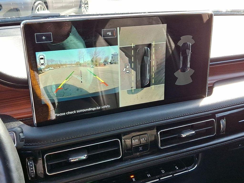 used 2022 Lincoln Nautilus car, priced at $29,999