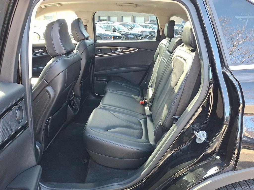 used 2022 Lincoln Nautilus car, priced at $29,999