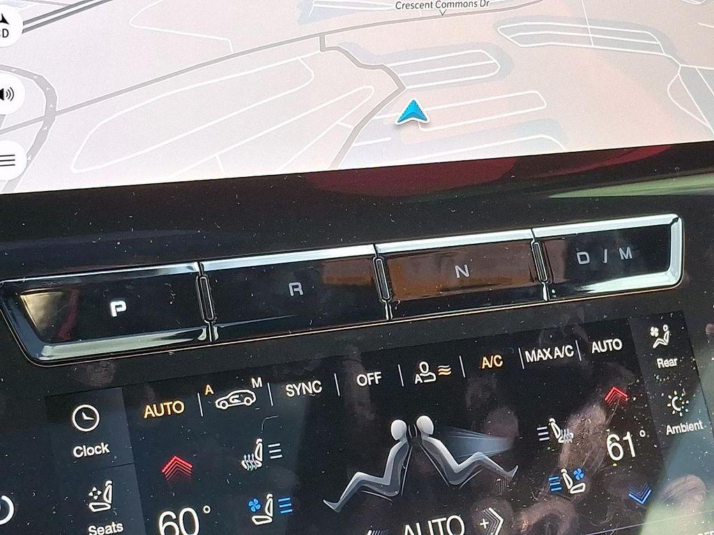 new 2025 Maserati Grecale car, priced at $91,185