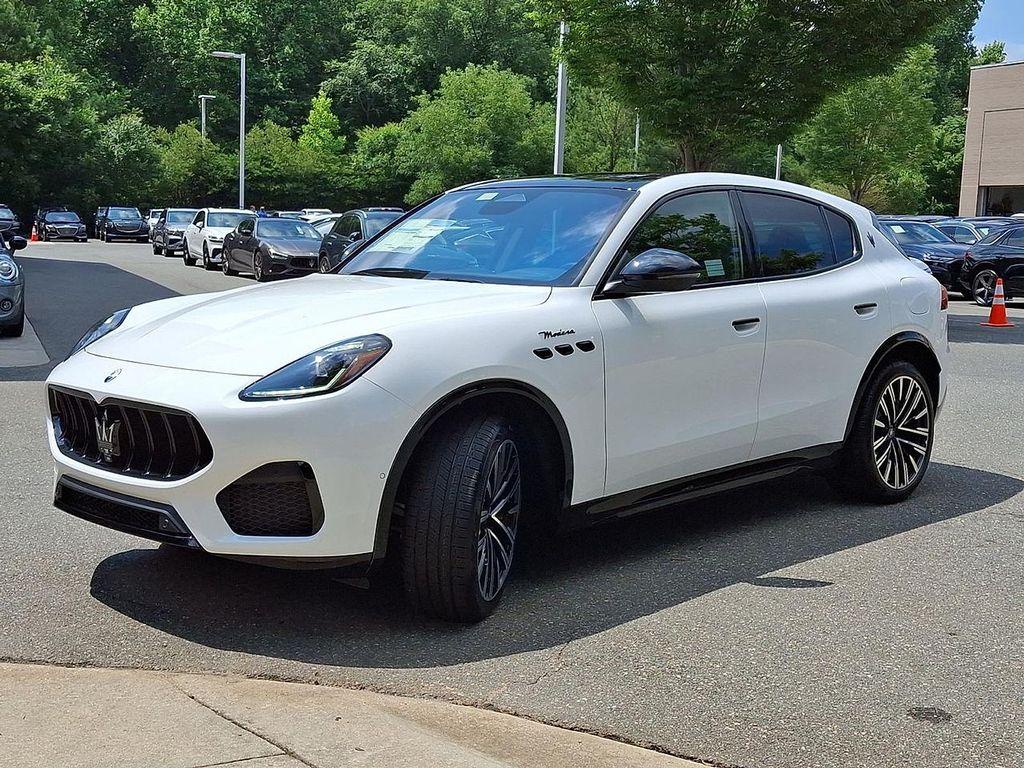new 2025 Maserati Grecale car, priced at $84,915