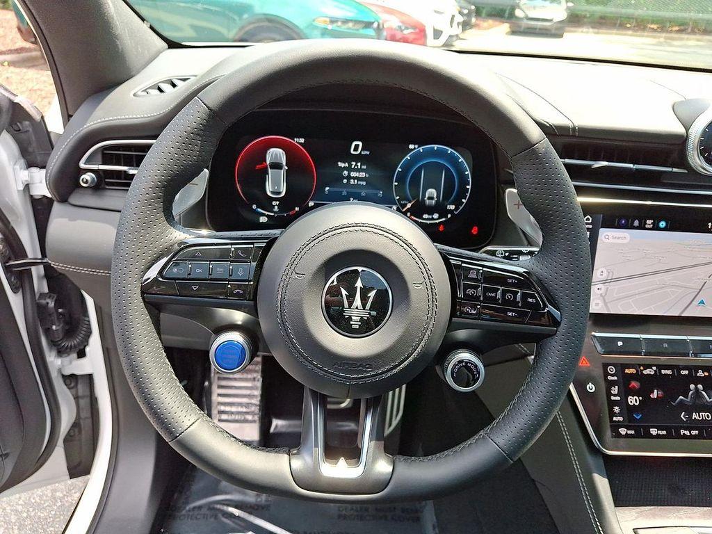 new 2025 Maserati Grecale car, priced at $84,915