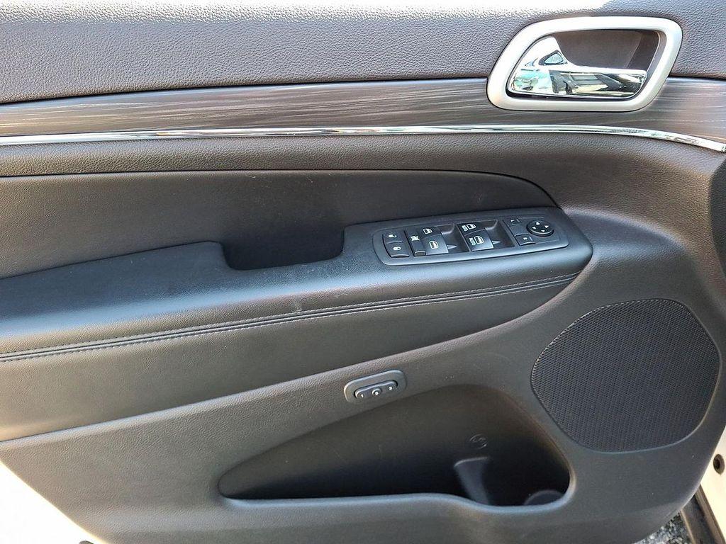 used 2019 Jeep Grand Cherokee car, priced at $16,499