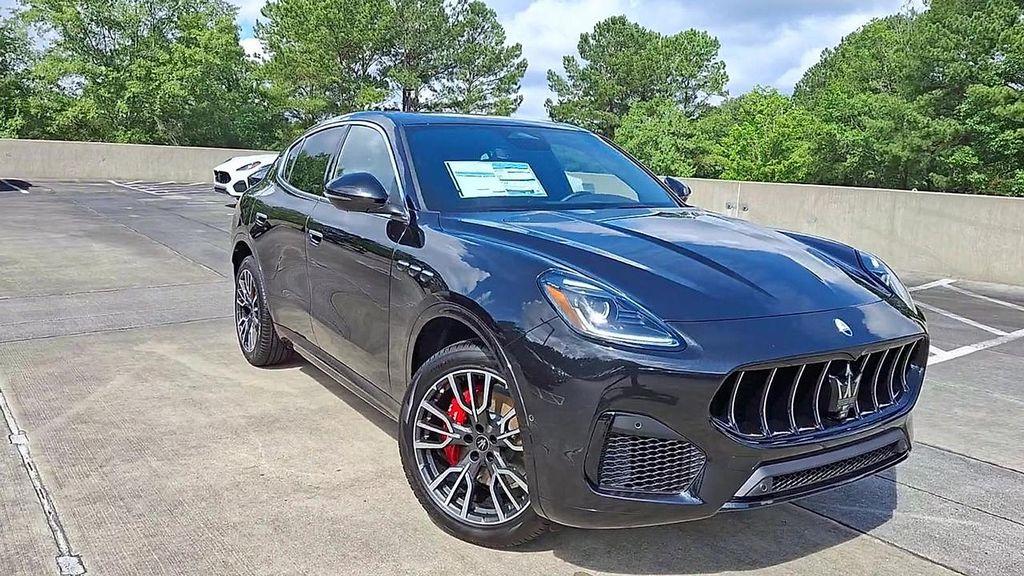 new 2025 Maserati Grecale car, priced at $80,995