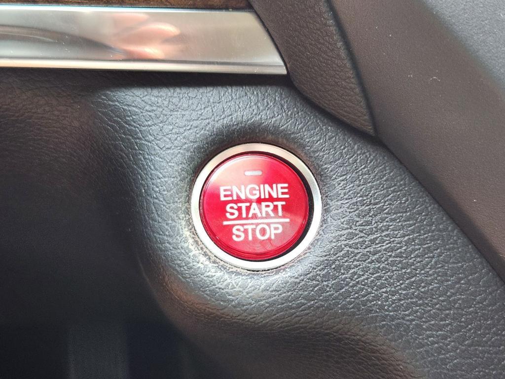 used 2019 Acura MDX car, priced at $19,000