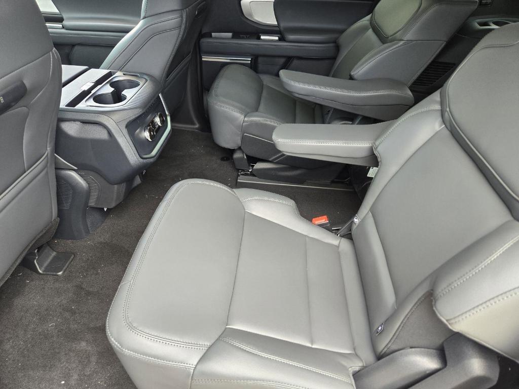 new 2026 Ford Expedition car, priced at $67,919
