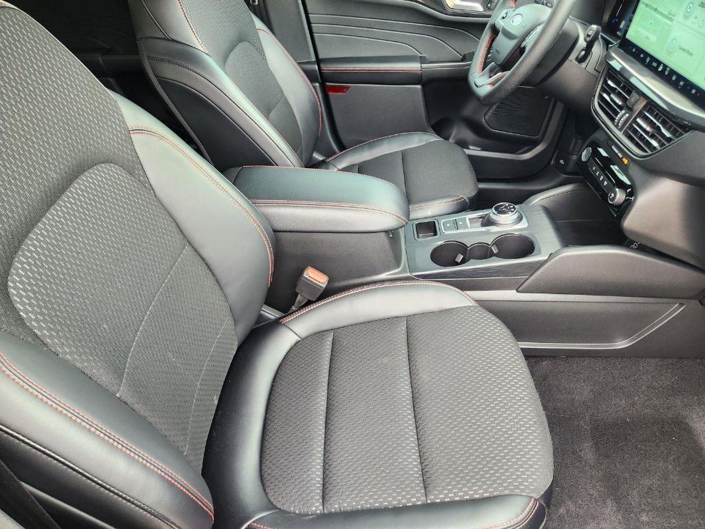 used 2025 Ford Escape car, priced at $26,491