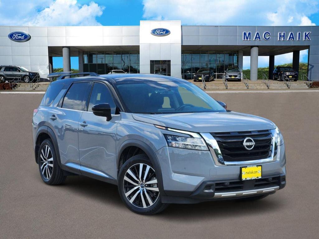 used 2024 Nissan Pathfinder car, priced at $36,000