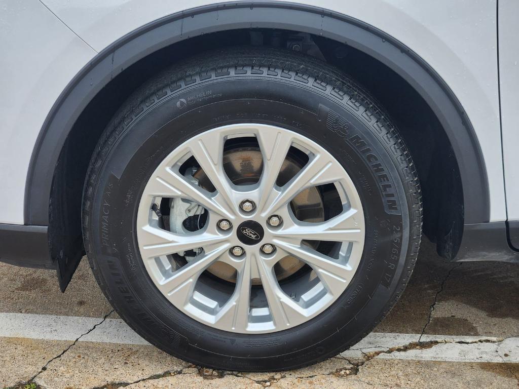 used 2024 Ford Escape car, priced at $23,999