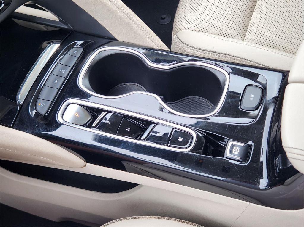 used 2023 Buick Envision car, priced at $23,750