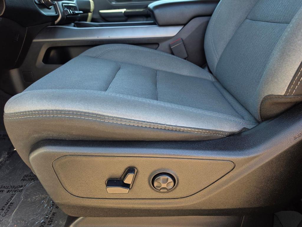 used 2020 Ram 1500 car, priced at $29,000