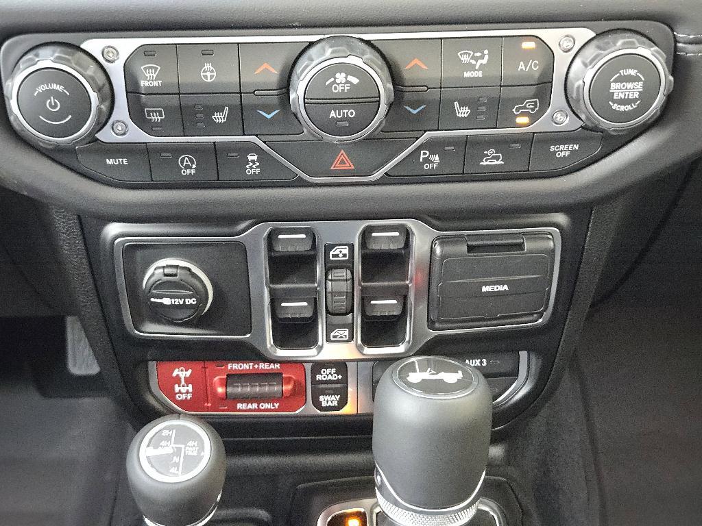 new 2026 Jeep Wrangler car, priced at $62,199