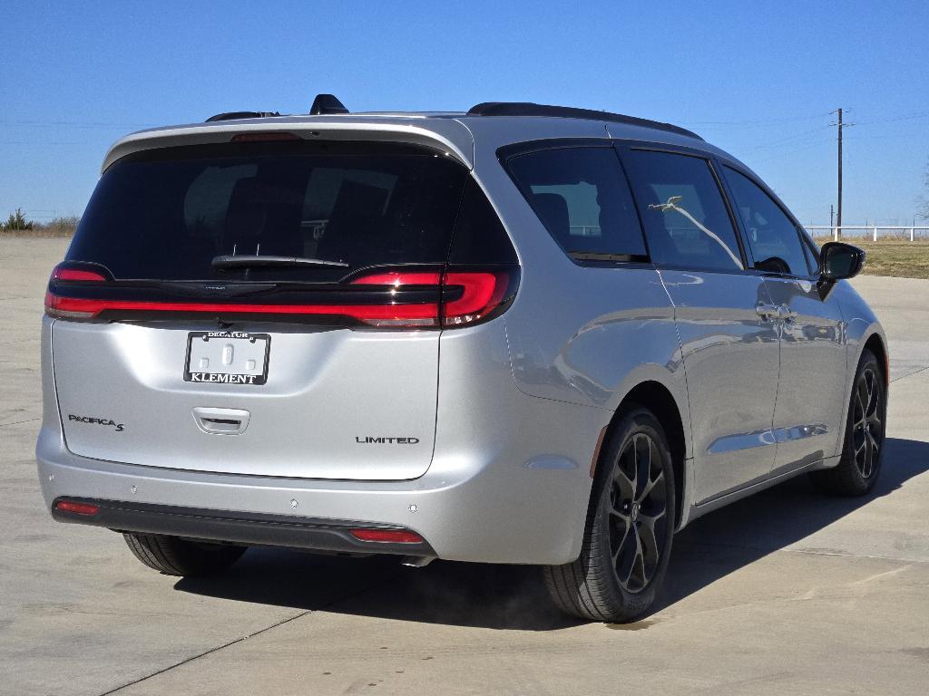 new 2026 Chrysler Pacifica car, priced at $46,731