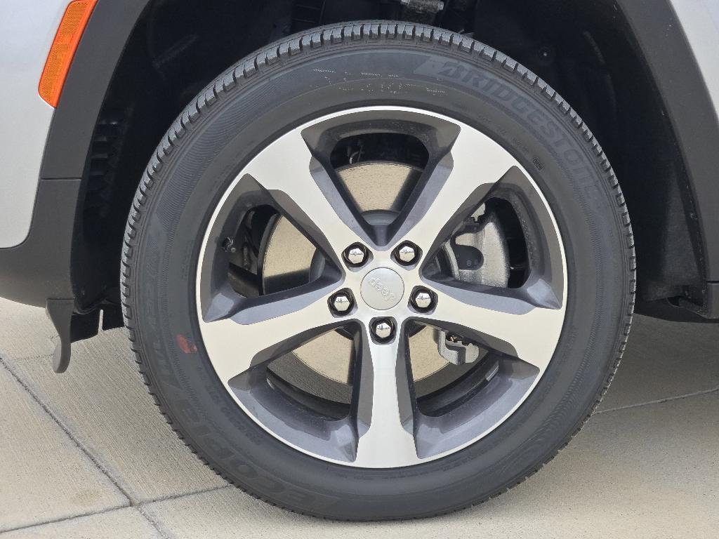 new 2026 Jeep Grand Cherokee L car, priced at $46,338