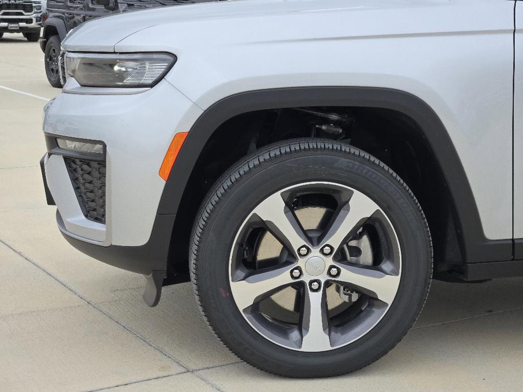 new 2026 Jeep Grand Cherokee L car, priced at $46,338