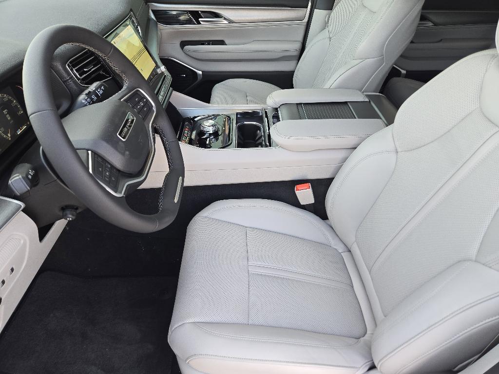 new 2026 Jeep Grand Wagoneer car, priced at $68,905