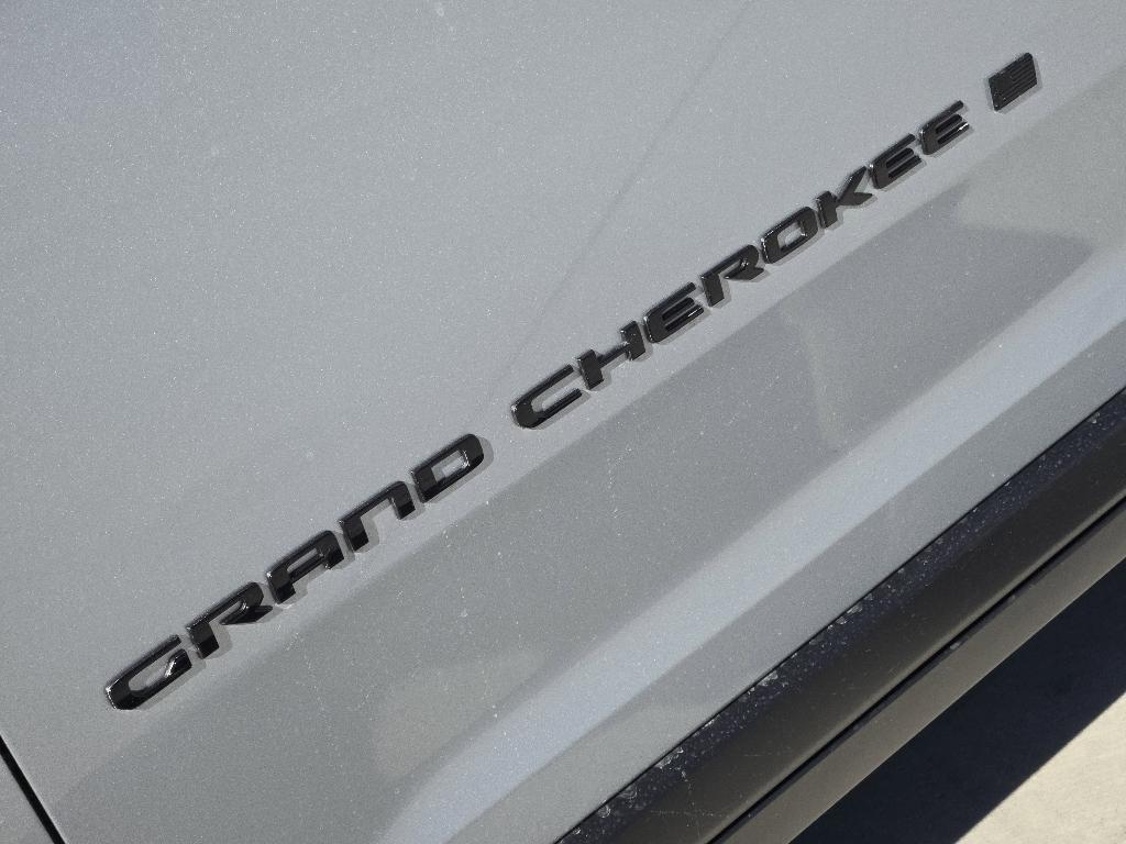 new 2025 Jeep Grand Cherokee L car, priced at $48,845