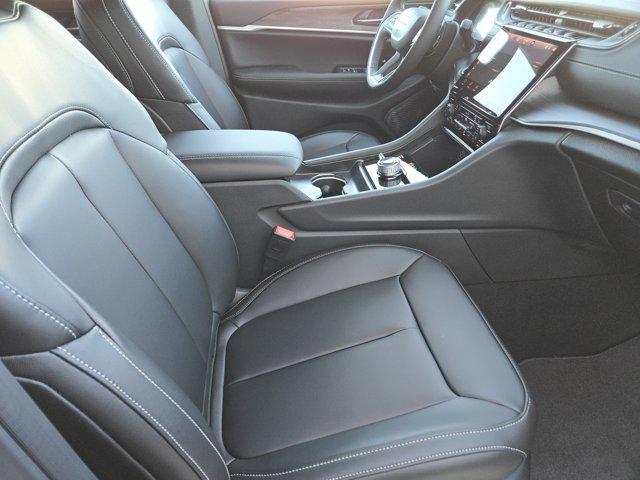 new 2025 Jeep Grand Cherokee L car, priced at $47,125