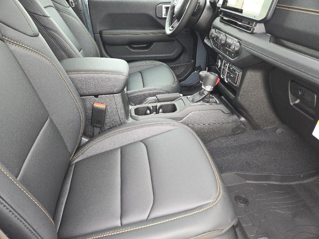 new 2026 Jeep Gladiator car, priced at $46,488