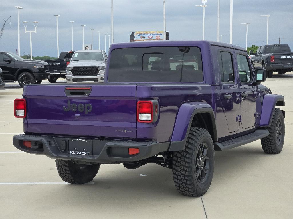 new 2026 Jeep Gladiator car, priced at $46,758